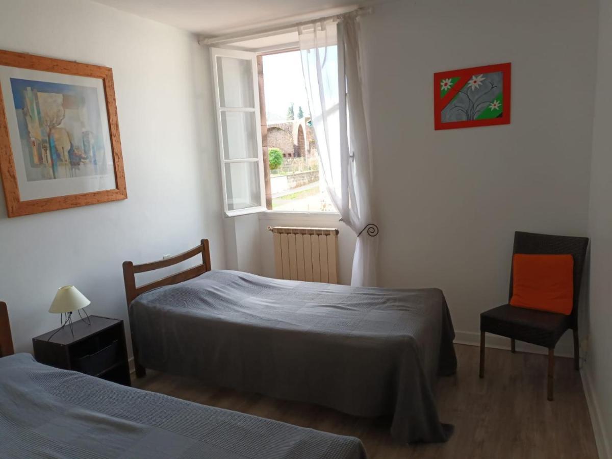 Chambre Double avec Salle de Bains Commune